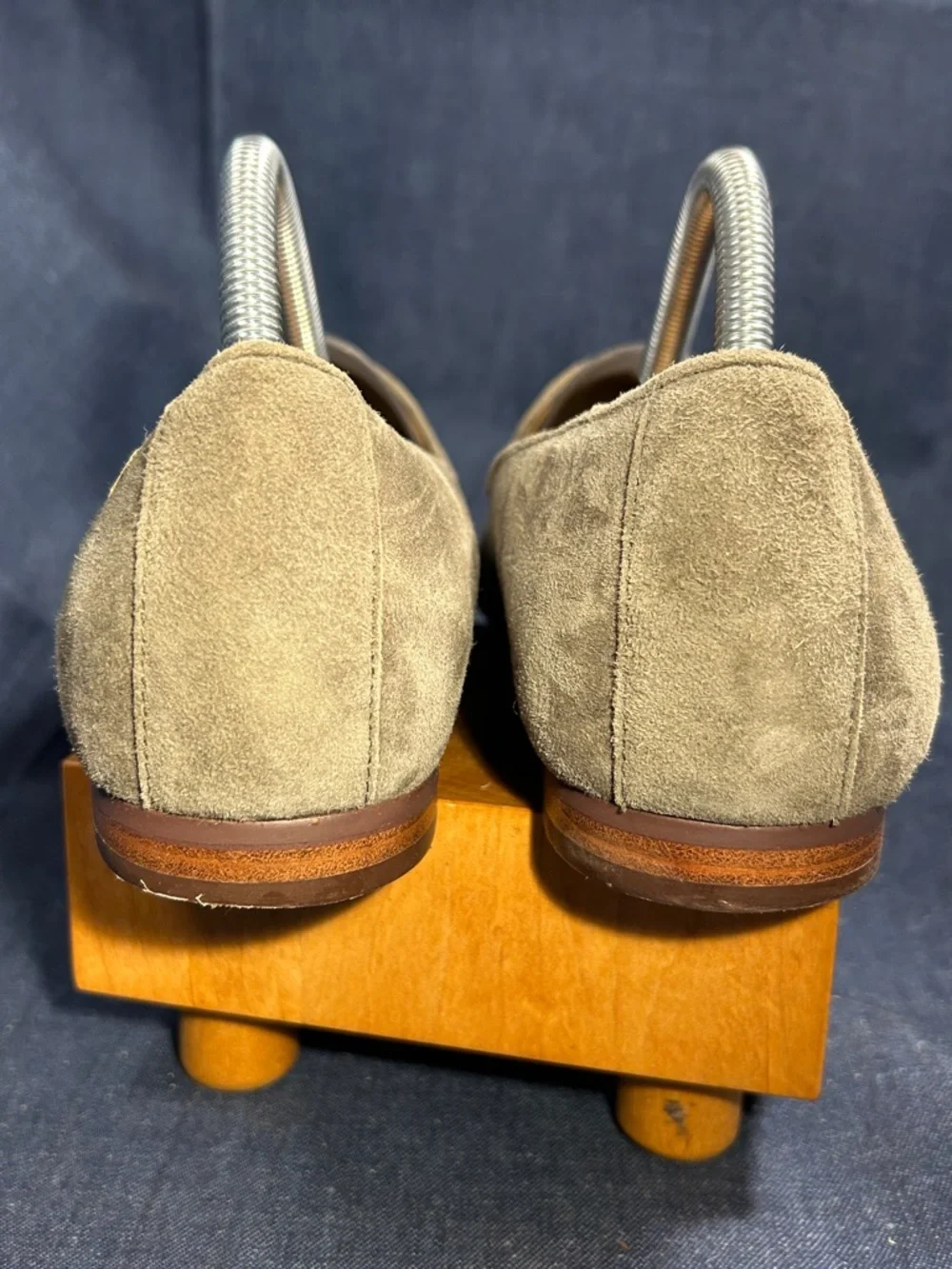 Vionic leather loafers almost NEW